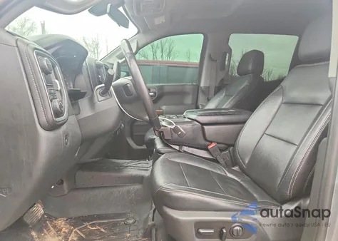 2021 Chevrolet Silverado C1500 Lt z USA, uszkodzony, nr VIN 3GCPWCED5MG300855